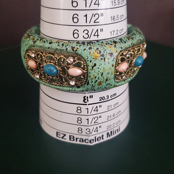 Heavy Green Splatter Hinged Bangle with Filigree Inserts with Beads and Crystals - Picture 8 of 11